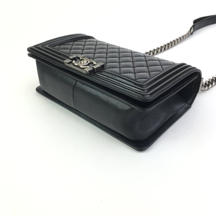 【ヴィンテージ】Rank:S☆Chanel Black Boy Medium ハンドバック C-B-240523-1-01_1024x1024.jpg?