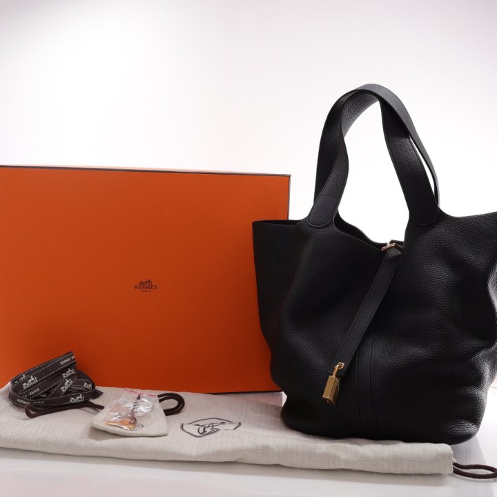 【HERMES】超希少! HERMES Picotin Lock 26 bag Noir Hermes Picotin 26 Black Togo GHW - Luxe Du Jour