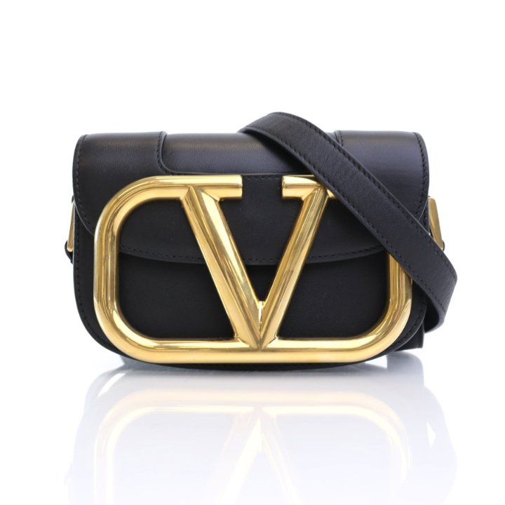 ショルダーバッグ・ポシェット VALENTINO LOCO SMALL SHOULDER BAG Valentino Garavani Locò Small Shoulder Bag In Calfskin for