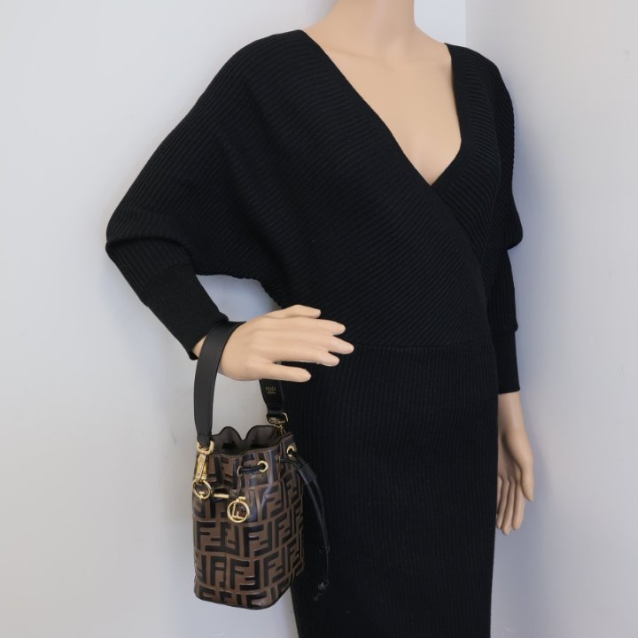 【VIP価格】FENDI Mon Tresor mini Bucket Bag Fendi Mon Tresor Mini Bucket Bag - Luxe Du Jour