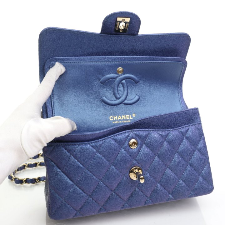 Chanel Classic Flap Small Iridescent Blue Caviar - Luxe Du Jour
