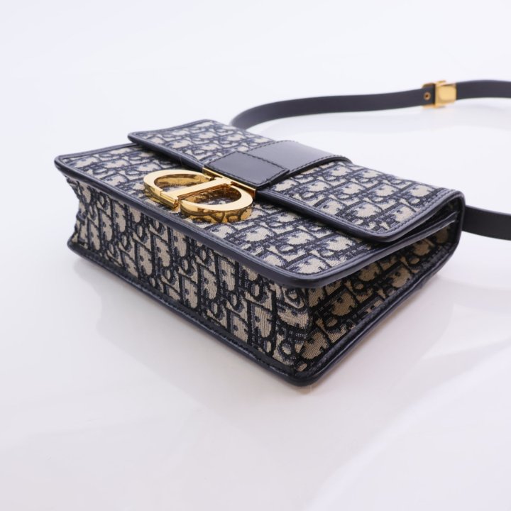 Dior 30 MONTAIGNE バッグ image_fb0ffa26-dd2e-47a3-a1eb-