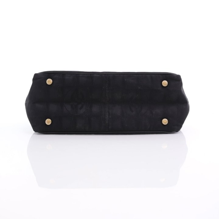 Chanel Black Nylon Travel Line Tote - Luxe Du Jour