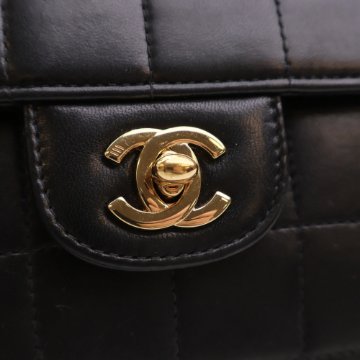 シャネル CHANEL AP0241 Y01480 C3906 マトラッセ 財布