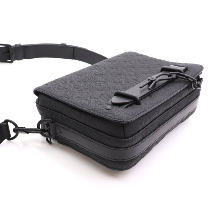 Louis Vuitton Steamer Messenger - Luxe Du Jour