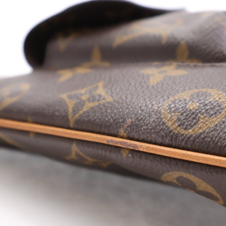 Louis Vuitton ブラウンパンチングポーチ LOUIS VUITTON Wristlet Pochette Damier Ebene Brown Pouch