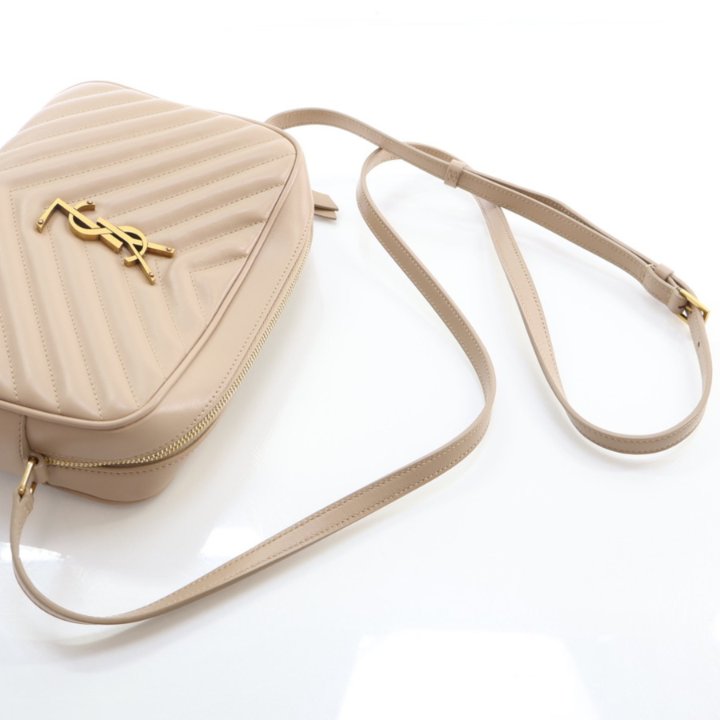 ショルダーバッグ・ポシェット SAINT LAURENT Lou Camera Bag 71545504 Saint Laurent Lou Mini YSL Camera Bag in Smooth Quilted