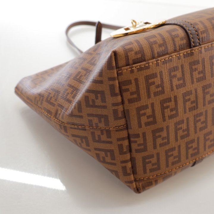 Fendi Vintage Tote - Luxe Du Jour