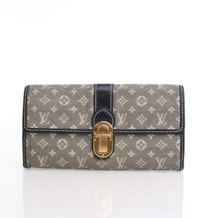 【Louis Vuitton】 Sarah Wallet /追跡付 Sarah Wallet in Monogram - Women's Snap Wallet | LOUIS VUITTON ®