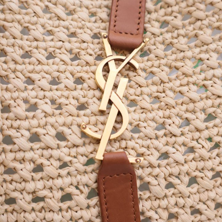 2g79BP86CusrokoJd2JjLesyilW_x7