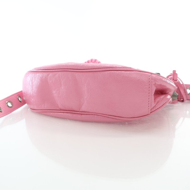 BALENCIAGA レティス スモル ショルタハック 695541210AO 9001 2g7Df8IvatfUzaMHLuYvDsvD5pP_x3