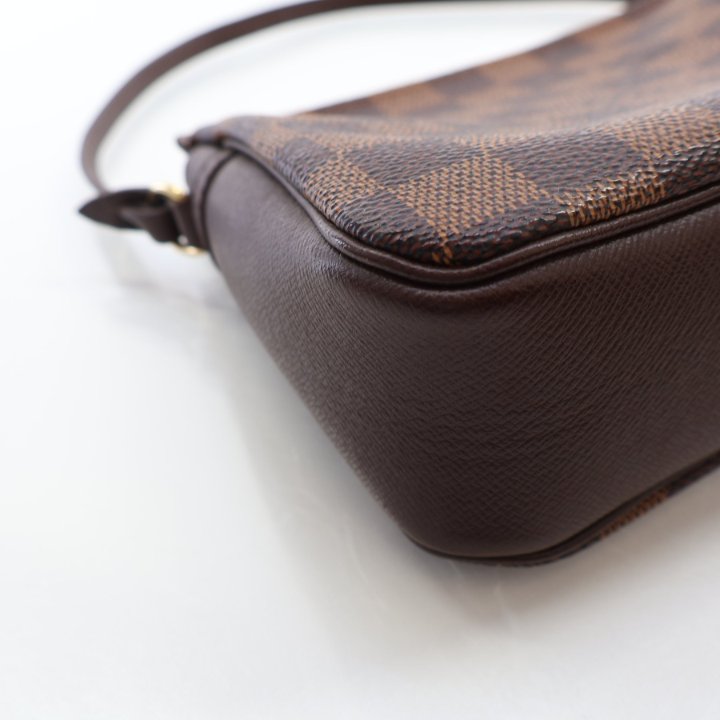 Louis Vuitton Trousse Pochette - Luxe Du Jour