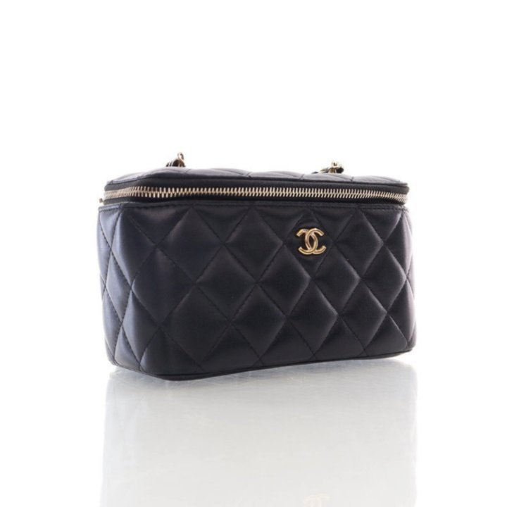 CHANEL バケハ 1. C H A N E L Bucket Drawstring Code: #BU251217915 ราคา 72,900