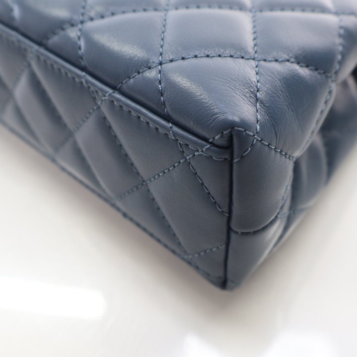 【ラグジュアリー】CHANEL Kelly ショルダーバッグ 特別感溢れる♪】CHANEL Kelly ミニチェーンクラッチ 25SS