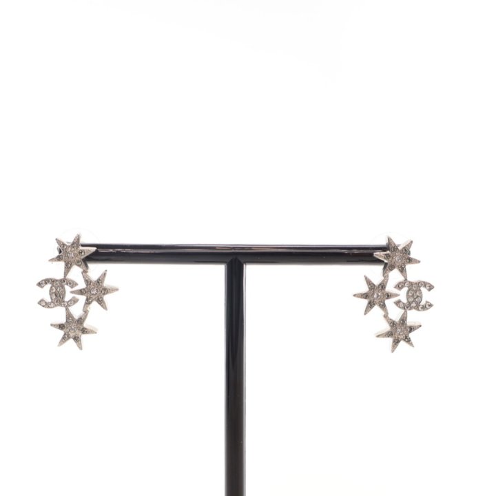 Chanel Star Earrings - Luxe Du Jour
