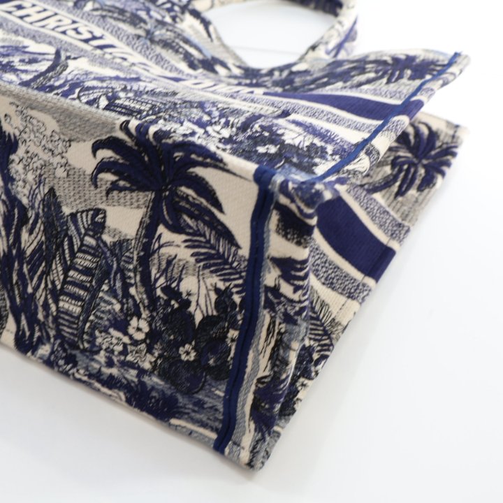 ◆希少◆VINTAGE◆関送込【DIOR】2018*Book Tote*ラージ*バッグ authentic Christian Dior 2018 Book Tote Large Mexican
