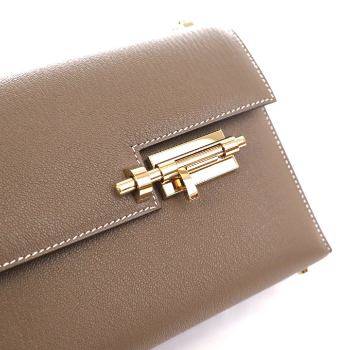 Hermes Verrou Chain Mini ヴェルー ミニ STAMP D【新品同様】 Hermes Verrou Chain Mini Etoupe - Luxe Du Jour