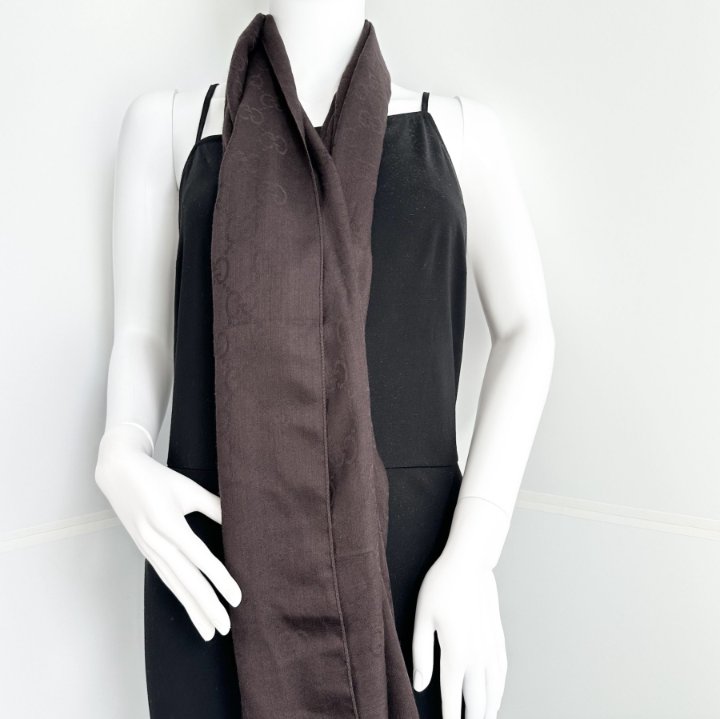 Gucci Scarf - Luxe Du Jour