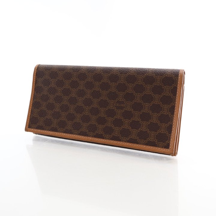 希少✨Celine Studs Bifold Wallet Leather Celine Leather Wallet: Embossed Logo