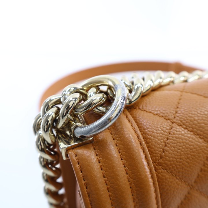 【ヴィンテージ】Rank:S☆Chanel Blush Caramel Boy Small Bag Chanel Small Boy Bag Caramel Caviar Light Gold Hardware