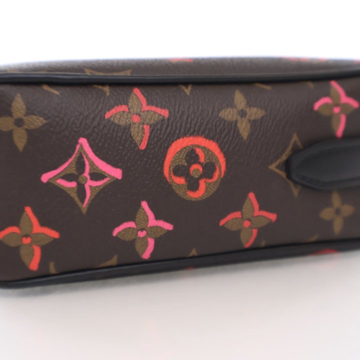 ミュージシャン RILY Heart Logo Game Bag Louis Vuitton Monogram Game On Coeur Heart Bag – REDELUXE