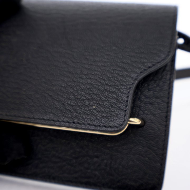 Hermes Noir Chevre Mysore Roulis Slim Wallet - Luxe Du Jour