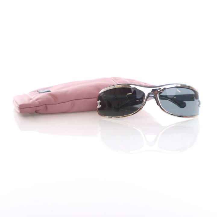 Chanel Shield Sunglasses - Luxe Du Jour