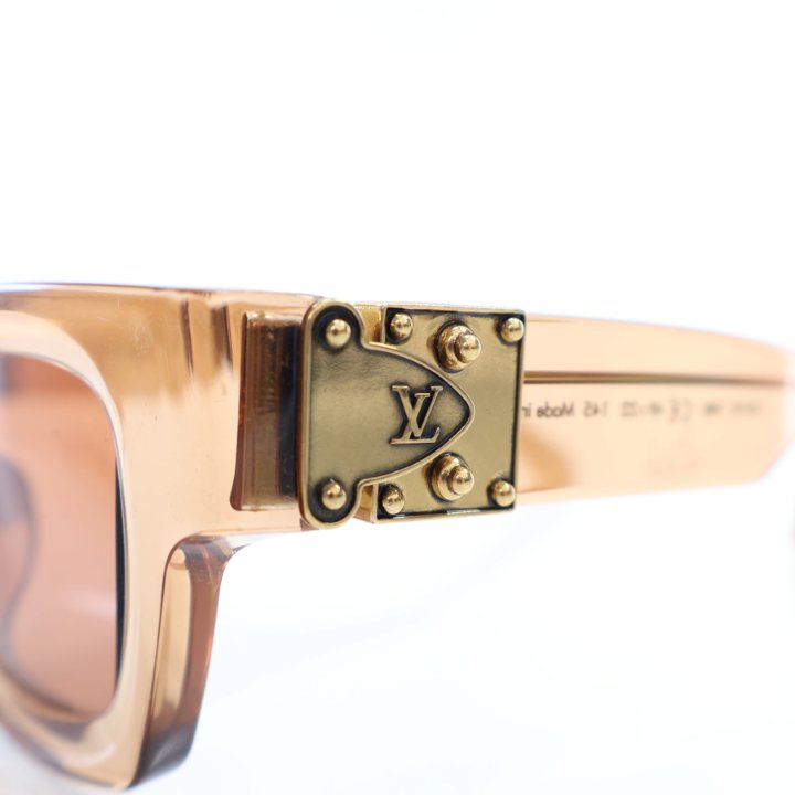 Louis Vuitton x NBA Charleston Sunglasses - Luxe Du Jour