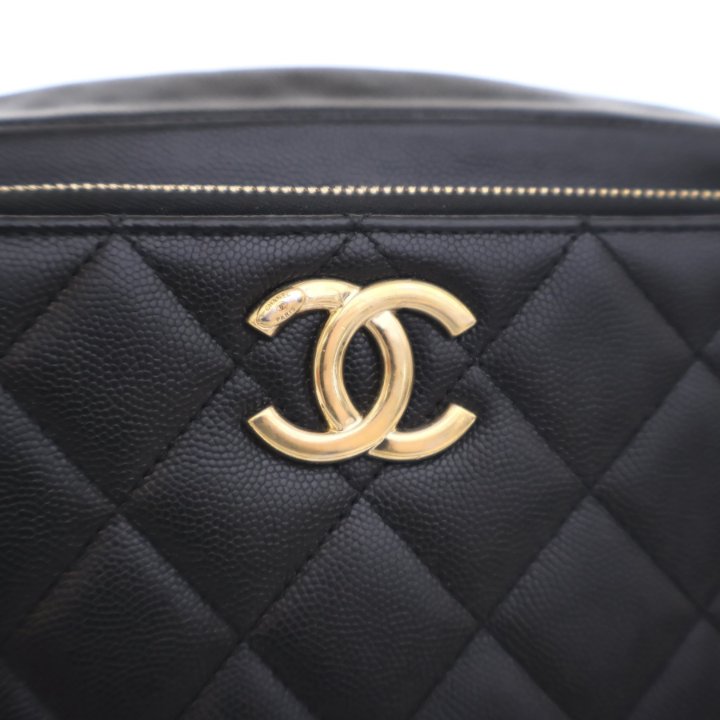 【CHANEL】Chanel camera bag★シャネル【ランク:A】 Chanel Medium Black Caviar Business Affinity Camera Case