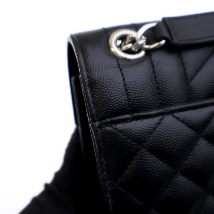 【関税&送料込】Saint Laurent Black Leather Medium Envelope Saint Laurent Medium Envelope Monogram Matelassé Leather