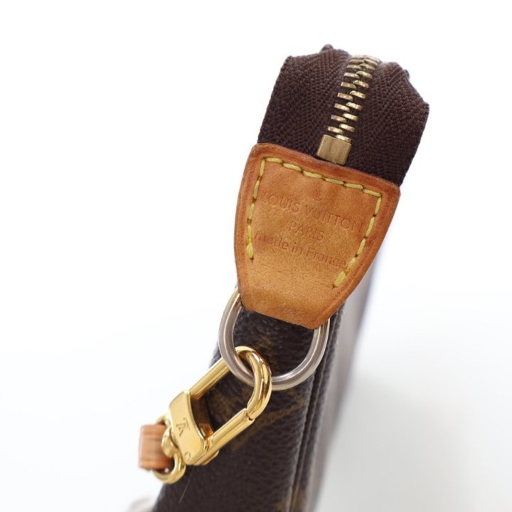 Louis Vuitton Pochette Accessoires - Luxe Du Jour