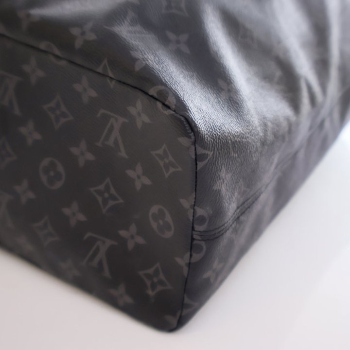 Louis Vuitton Eclipse Cabas Light - Luxe Du Jour