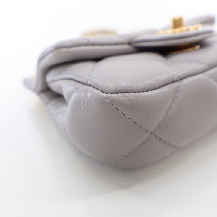 【人気/関税/送料込み】 Chanel Flap Card Holder Lambskin & Go Chanel Lambskin Quilted Flap Card Holder With Belt Champagne