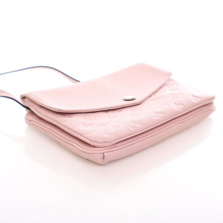 LOUIS VUITTON ピンク 手袋 Louis Vuitton Pink Quilted Leather New Wave Chain MM Bag