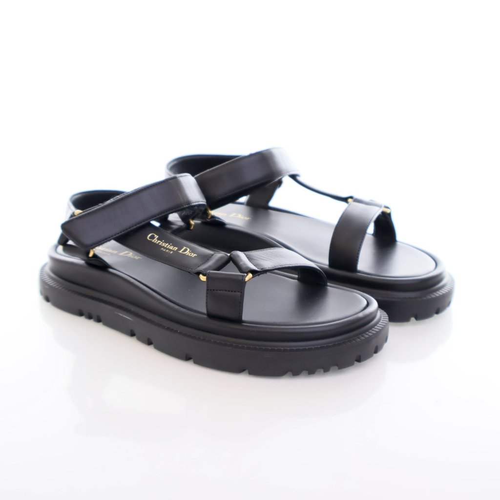 【スポーティに♪】Dior D-Wave サンダル D-Wave Sandal White Lambskin | DIOR