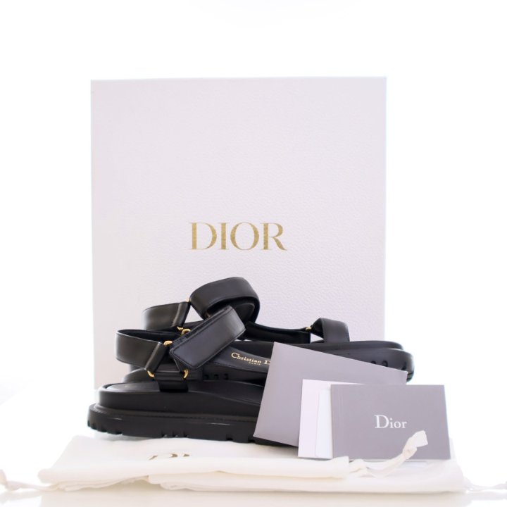 【DIOR】☆おしゃれで可愛い☆D-Wave サンダル DIOR D'WAVE D-WAVE WAVE Bandana Embroidered Cotton Dad Flat