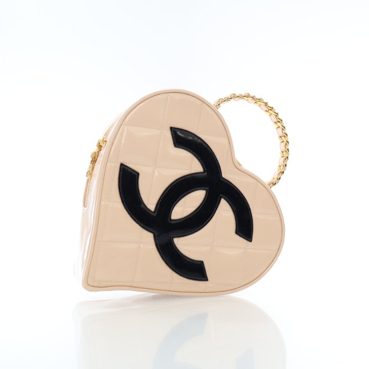 Chanel Vintage Vanity Heart Bag Beige Patent - Luxe Du Jour