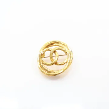 Chanel Vintage CC Oval Brooch