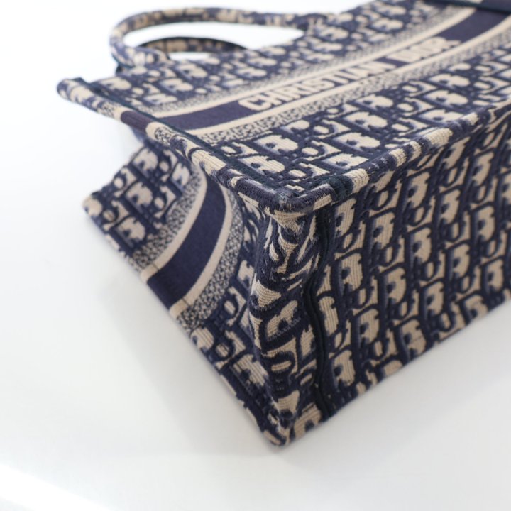 【直営・関税送料込】Dior Book Tote スモール Dior(ディオール)◇DIOR BOOK TOTE スモールバッグ