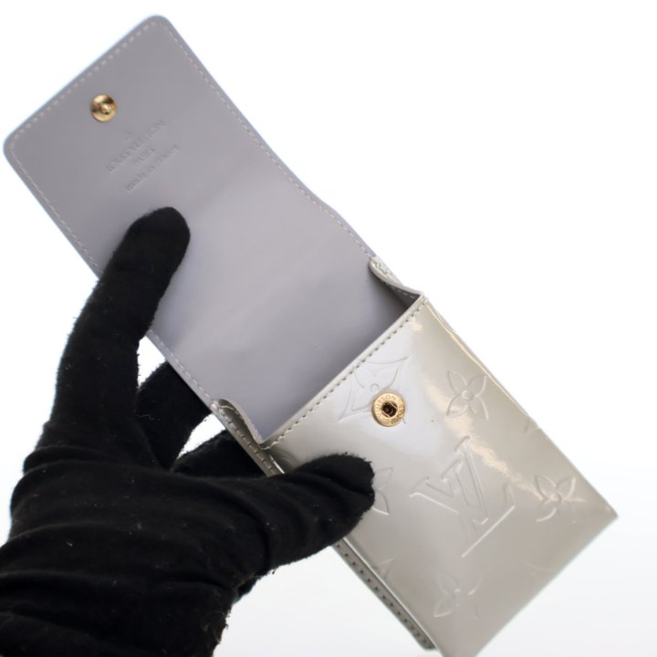 未開栓！LOUIS VUITTON LOUIS 200 ボックス Veuve Louis Vuitton Black And Silver Monogram Eclipse Coated