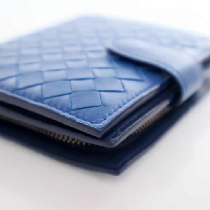 小物 BOTTEGA VENETA Intrecciato Compactwallet Bottega Veneta Intrecciato Nappa Compact Wallet - Luxe Du Jour