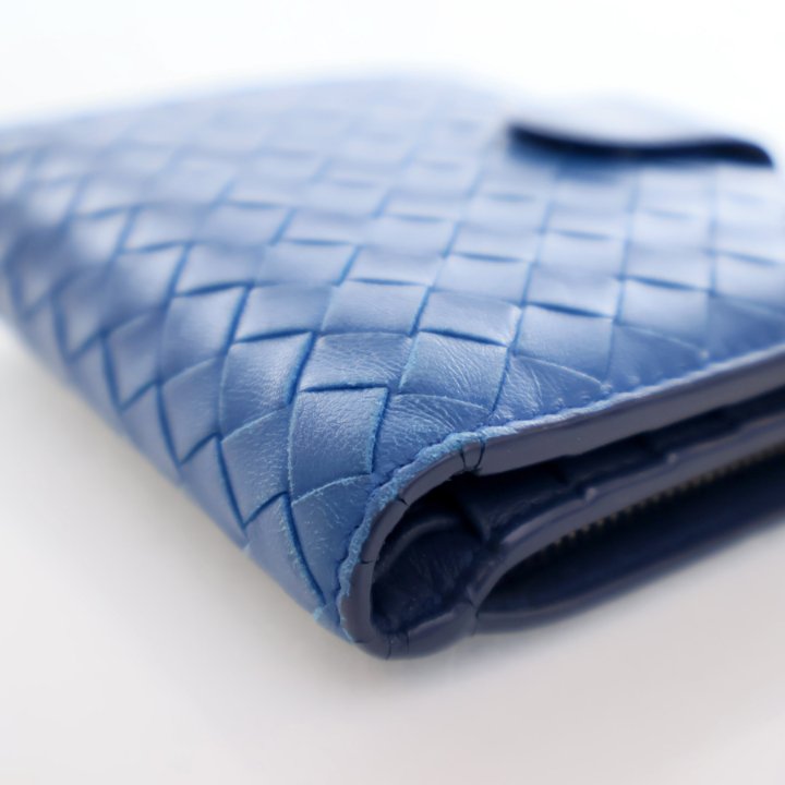 Bottega Veneta Intrecciato Nappa Compact Wallet - Luxe Du Jour