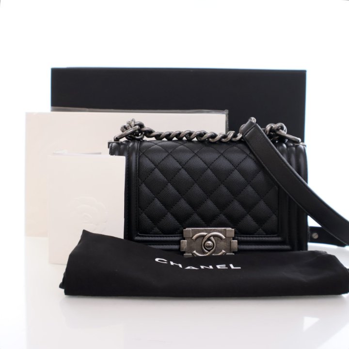 ショルダーバッグ・ポシェット × ヴィンテージ(中古) Chanel Caviar Boy Bag Small AS67085 s-l400.jpg