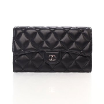 【無料郵送/関税込/正規品】 Chanel Classic Small Flap Wallet Classic small flap wallet - Lambskin & gold-tone metal