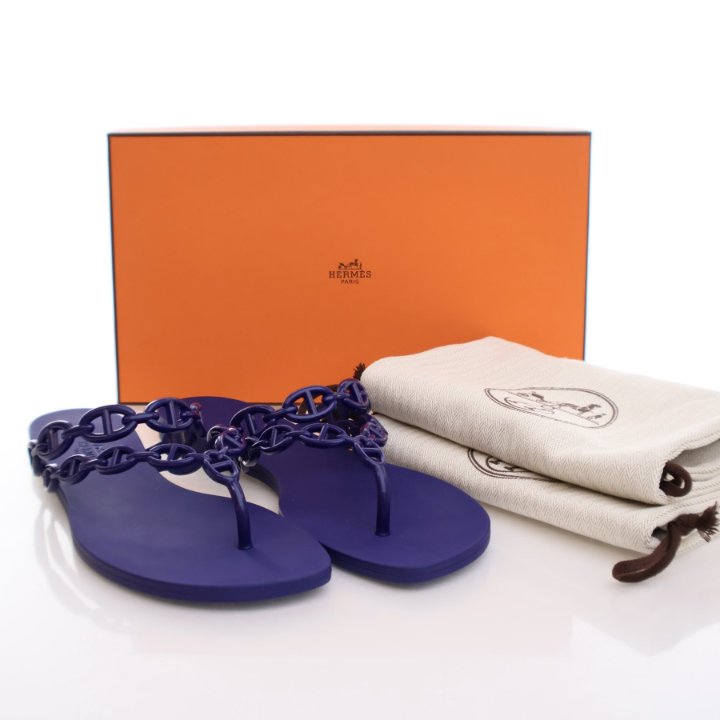公式サイト - ハイブランドの新作が続々登場 HERMES 波とイルカ