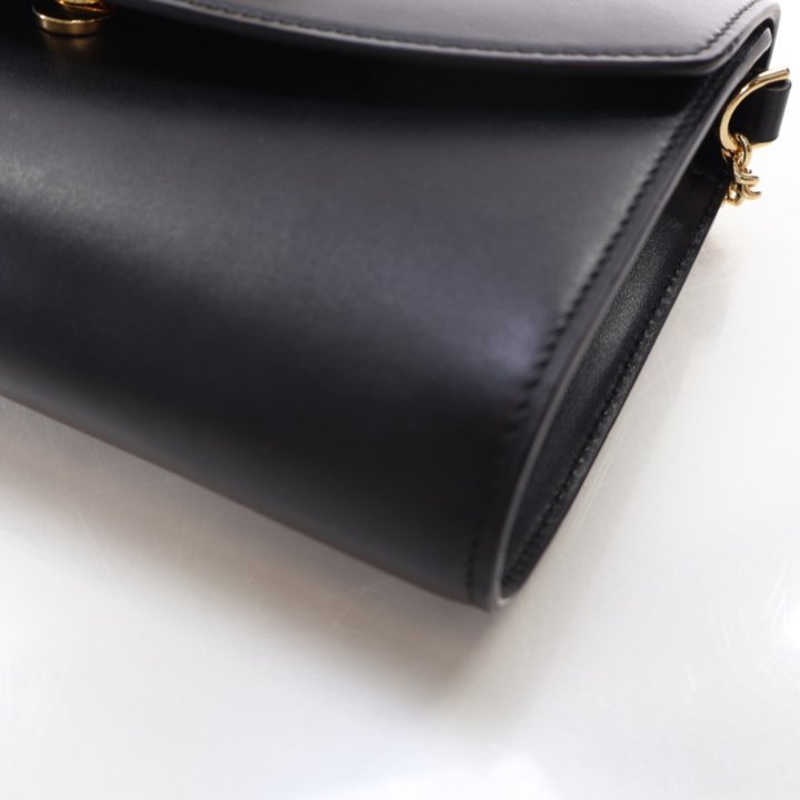 Gucci Zumi Shoulder Bag - Luxe Du Jour