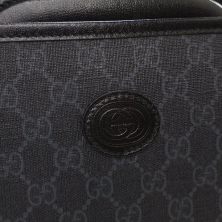 クラッチバッグ GUCCI Medium black GG Supreme fabric briefcase GG Black medium briefcase in black GG Supreme | GUCCI® US