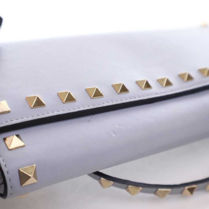 Valentino Rockstud Wallet On Chain (WOC) - Luxe Du Jour