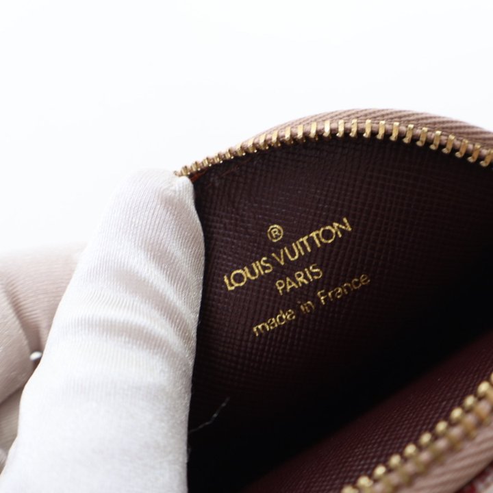 Louis Vuitton Lin Round Coin Purse - Luxe Du Jour