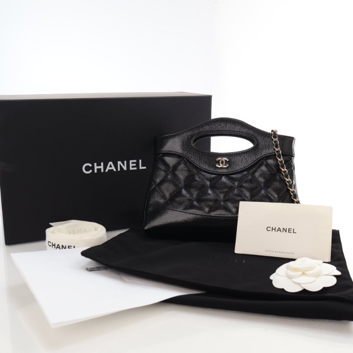 【目を奪う美フォルム】CHANEL kelly ミニバッグ ブラック Chanel Kelly Mini Shopping Bag Mini 23K Shiny Aged Calfskin